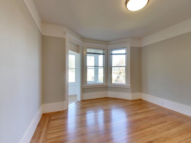 Building Photo - 1351-1353 5th Avenue (1233r)