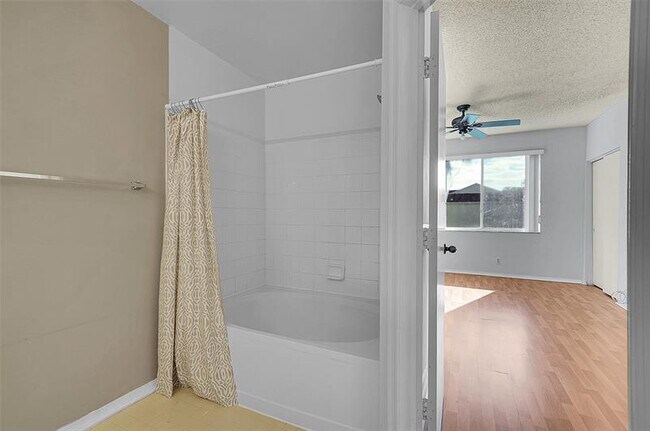 Building Photo - 50 Truman Dr