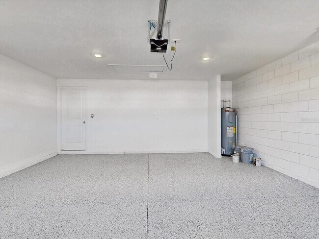 Building Photo - 3493 Chinotto Dr