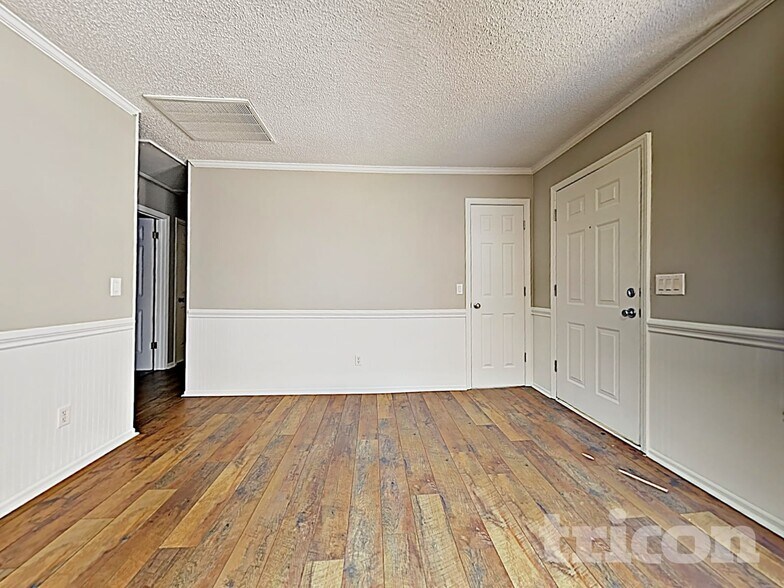 Building Photo - 504 Lord Howe Rd