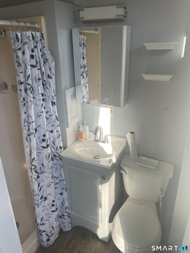 Building Photo - 51 Broad St