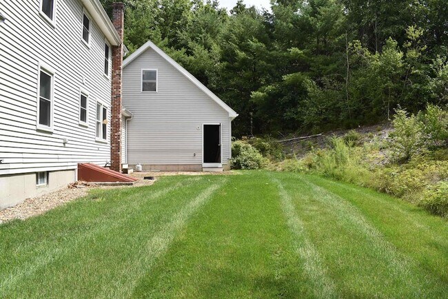 Building Photo - 2 Scabbard Mill Brook Rd