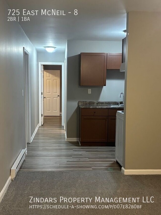 Building Photo - 725 East McNeil-8