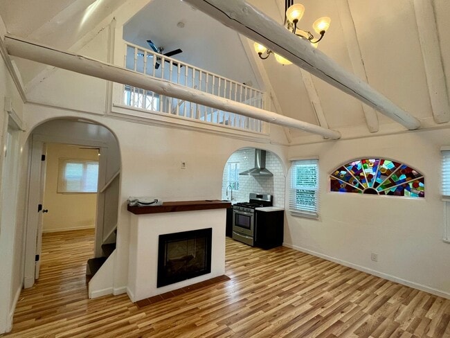Building Photo - 3373.5 30th St
