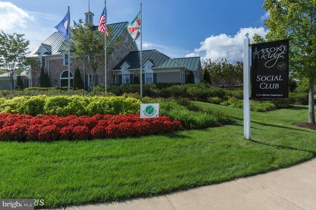 Building Photo - 24693 Kings Canyon Square