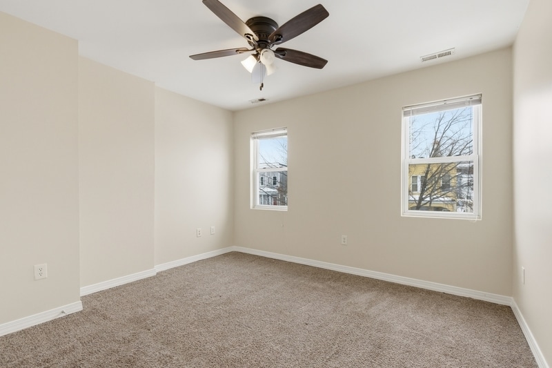 Building Photo - 212 S Loudon Ave