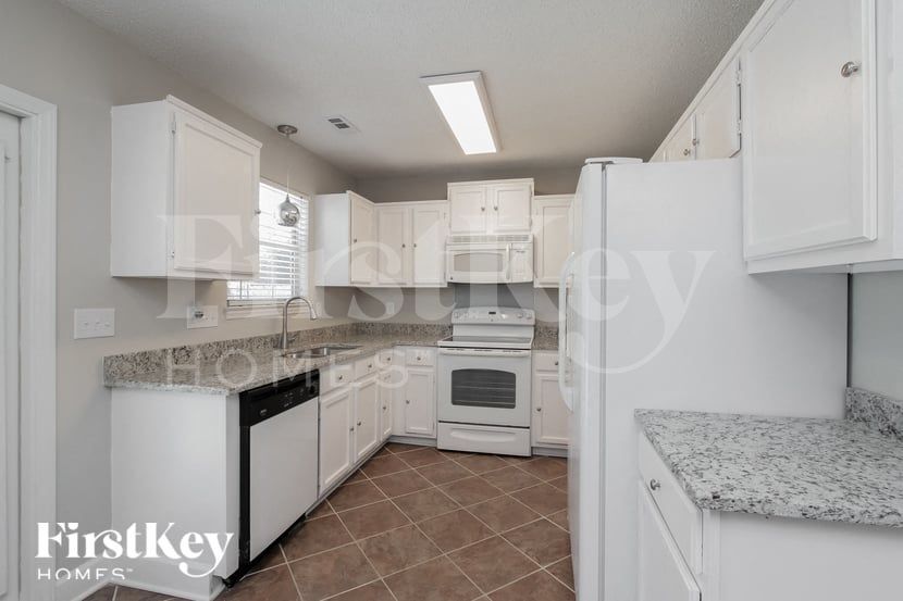 Building Photo - 3612 Cedar Bark Dr