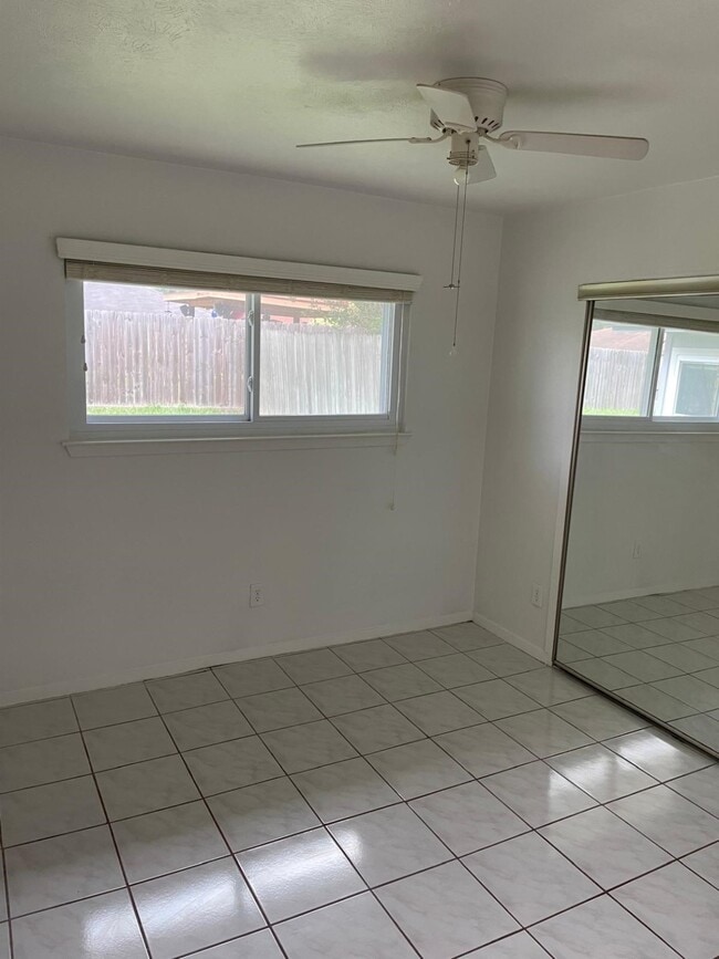 Building Photo - 22814 Elsinore Dr