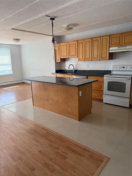 Building Photo - 35 Park Ave