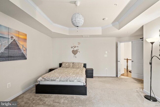 Building Photo - 43151 Wealdstone Terrace