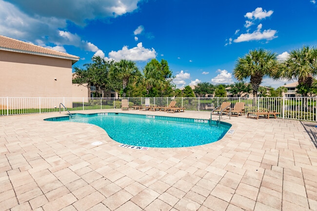 Building Photo - 27500 Palmesta Circle