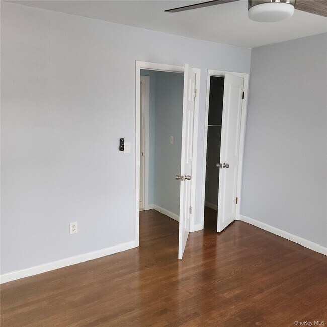 Building Photo - 90 Hildreth Pl