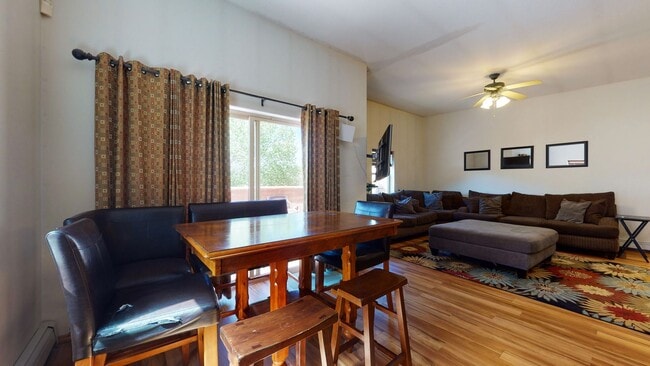 Building Photo - 218 Cynthia Loop NW