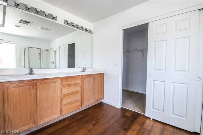 Building Photo - 4420 Pacific Crest Ave