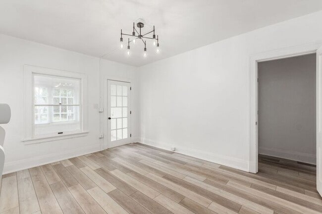 Building Photo - 58 N 20th St