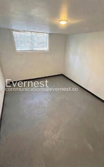 Building Photo - 1816 Doman Cir