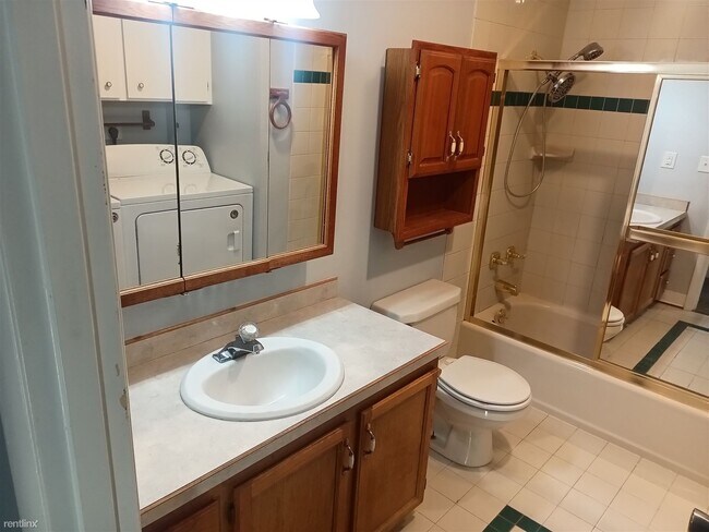 Building Photo - 3 br, 1 bath House - 1521 Beaver Pl