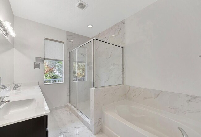 Building Photo - 17624 SW 149th Pl
