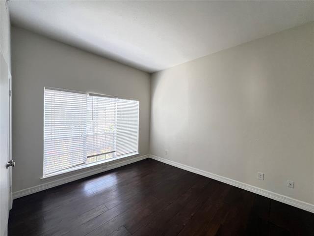 Building Photo - 10432 High Hollows Dr