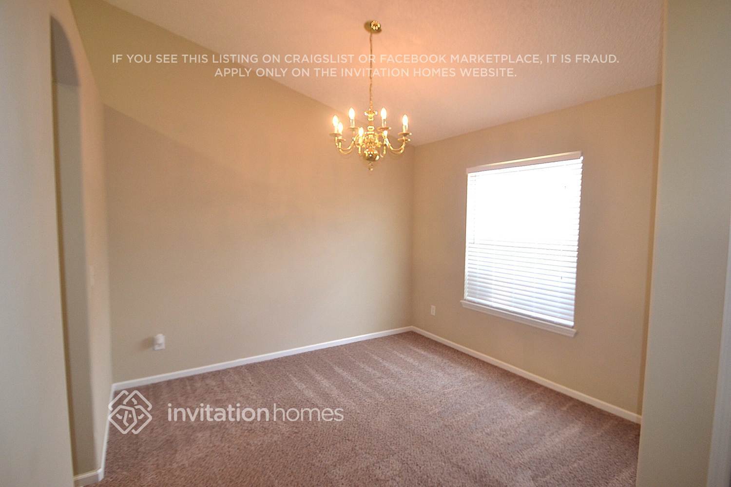 Building Photo - 6886 Wall Springs Dr
