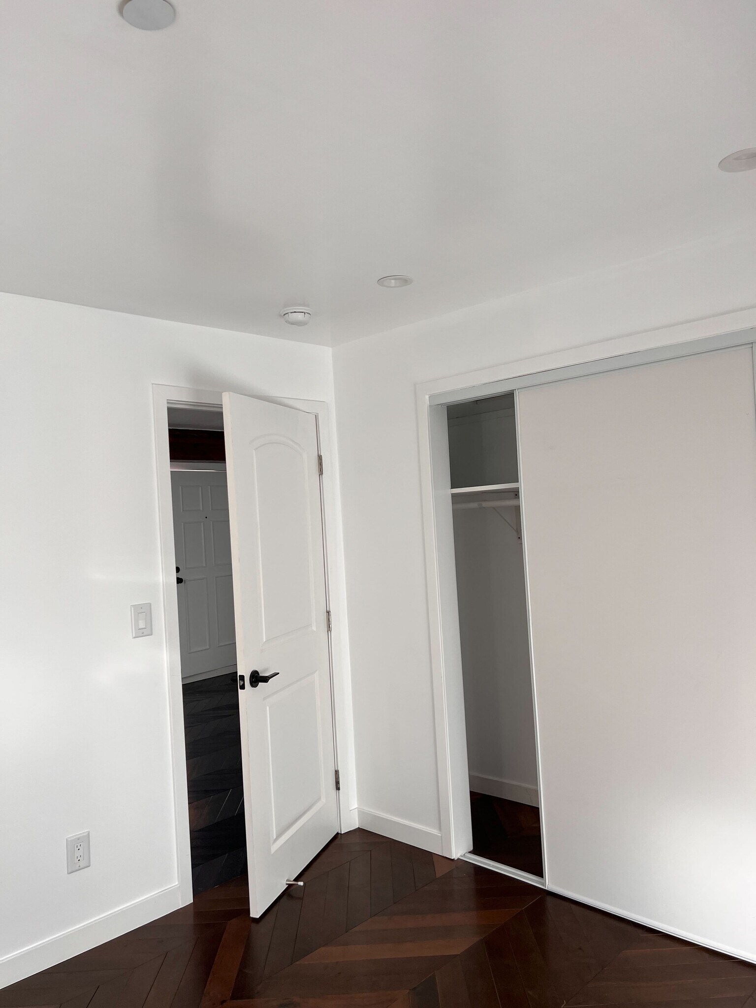 Building Photo - 10312 Buford Ave