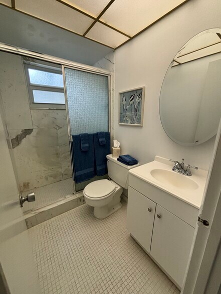Building Photo - 6000 N Ocean Blvd