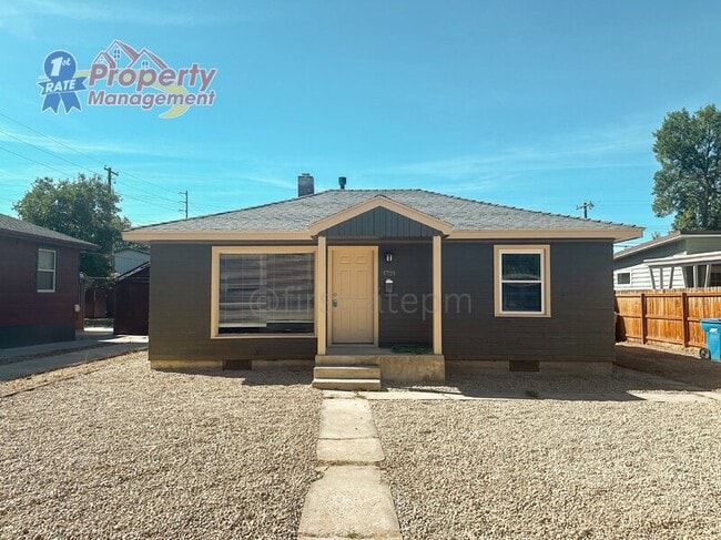 Building Photo - 1721 S Pacific St