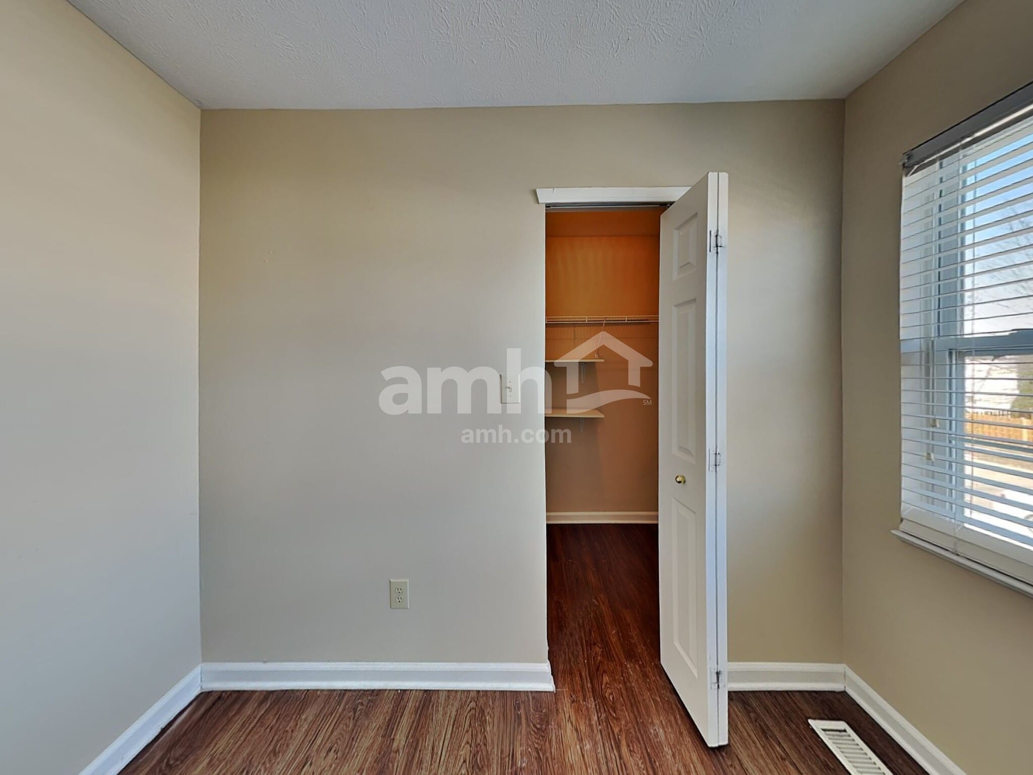 Building Photo - 6585 W Odessa Way