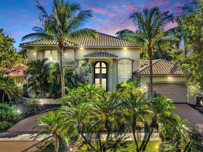 Building Photo - 922 Washington St