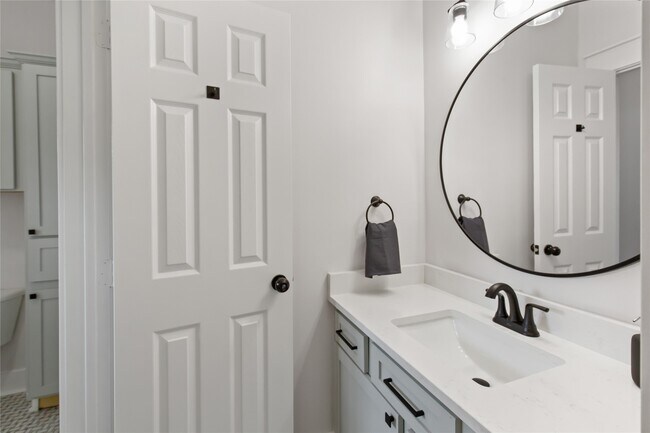 Building Photo - 37363 Masters Cir