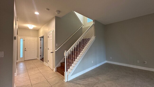 Building Photo - 418 Brentwood Club Cove