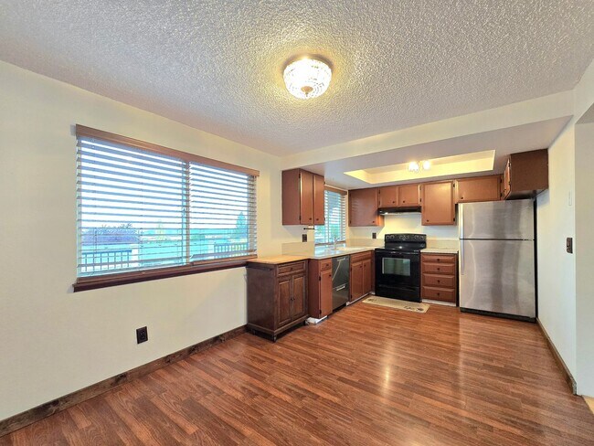 Building Photo - 3 Bedroom Home in Marysville Available Now!