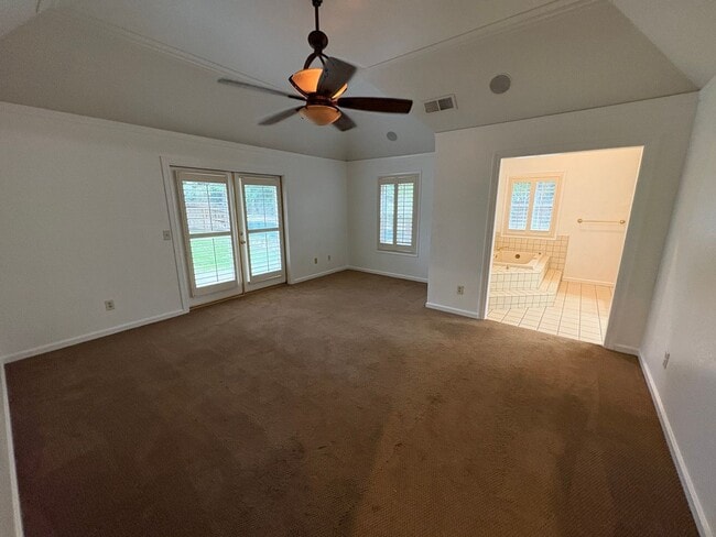 Building Photo - Entertainer delight rental home located in ''The Lakes'' subdivision Coming soon *Private Showing...