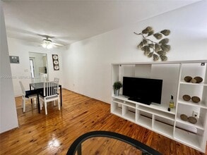 Building Photo - 644 Meridian Ave