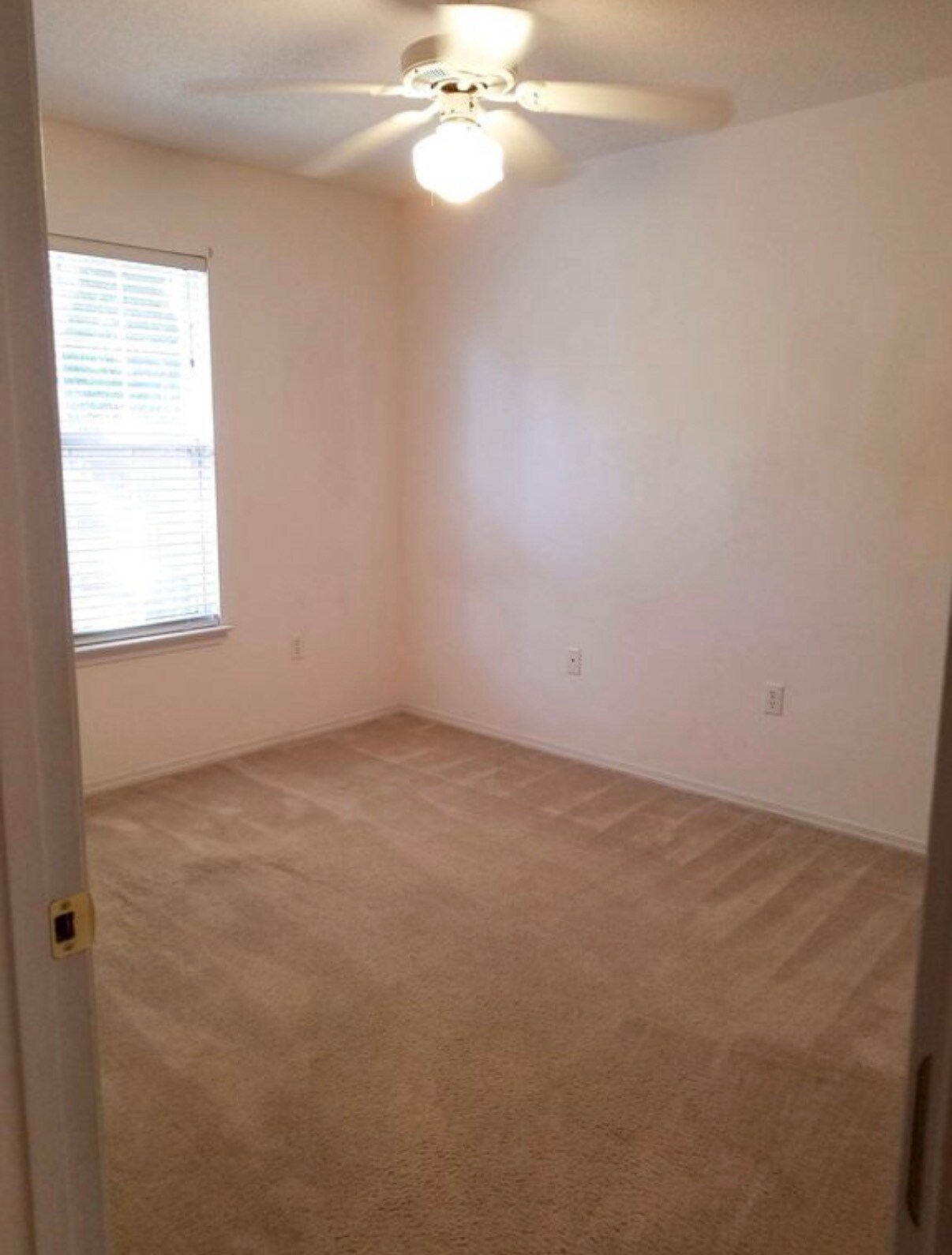 Building Photo - 4550 Barrington Ln