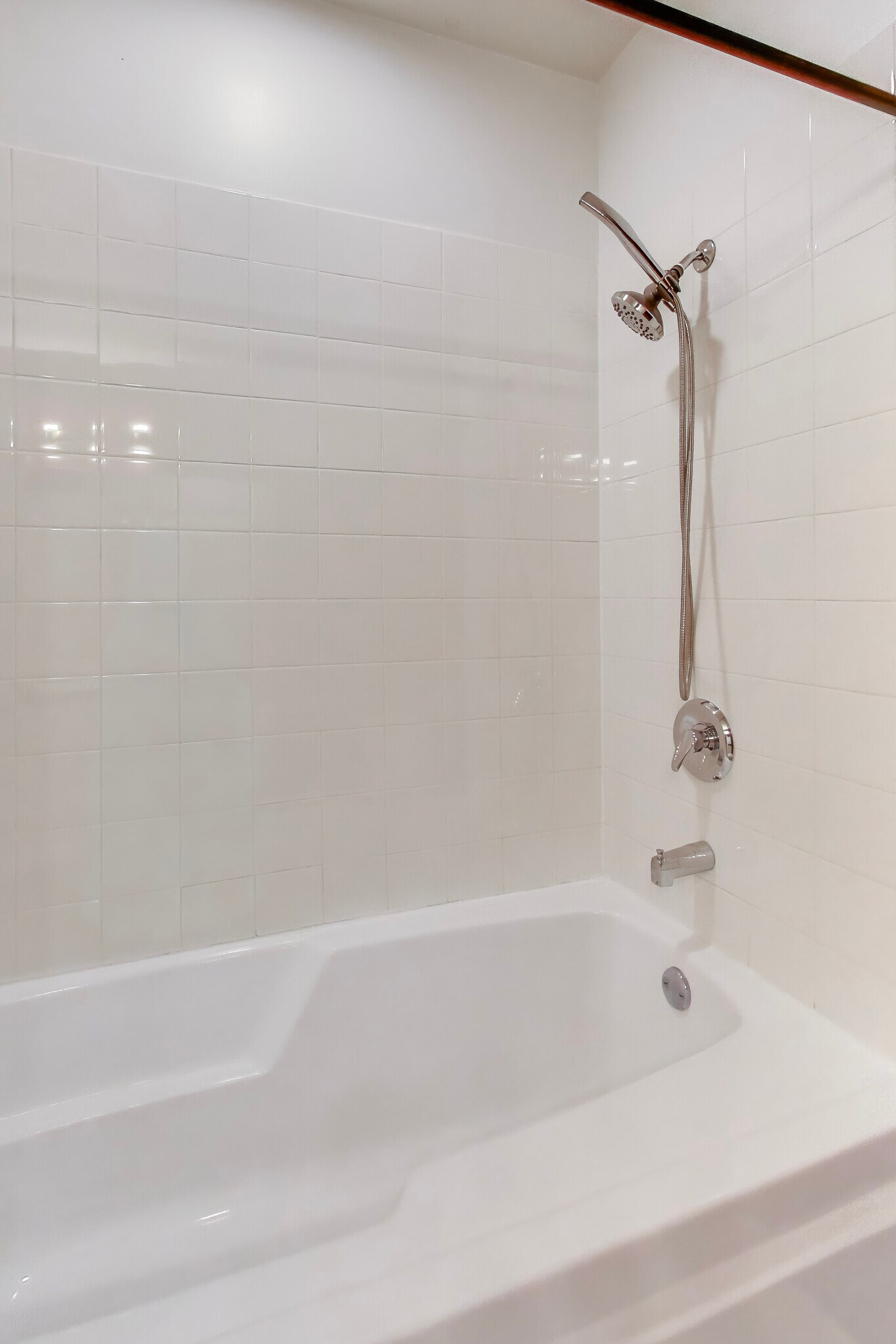 Building Photo - 375 W Erie St