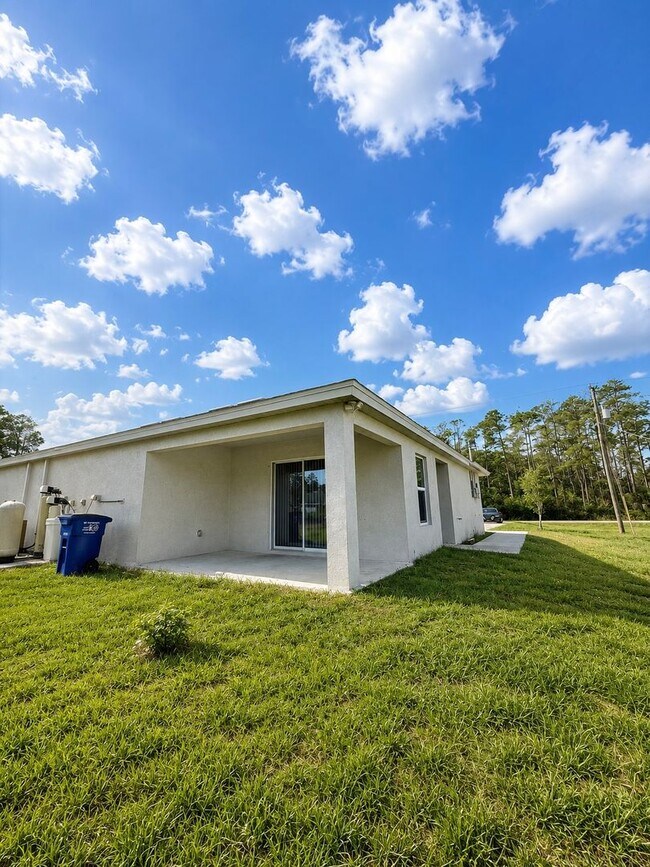 Building Photo - Move in Special + Pets Allowed