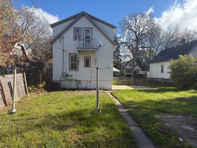 Building Photo - 3635 Dr. William Finlayson St