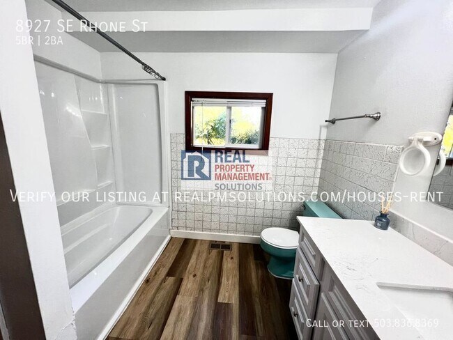 Building Photo - 8927 SE Rhone St