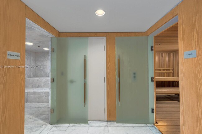 Building Photo - 400 Sunny Isles Blvd