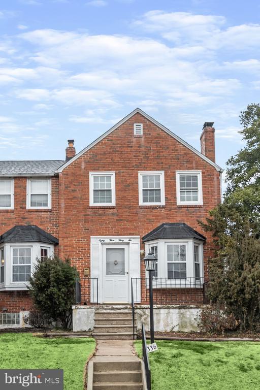 Building Photo - 8336 Wyton Rd
