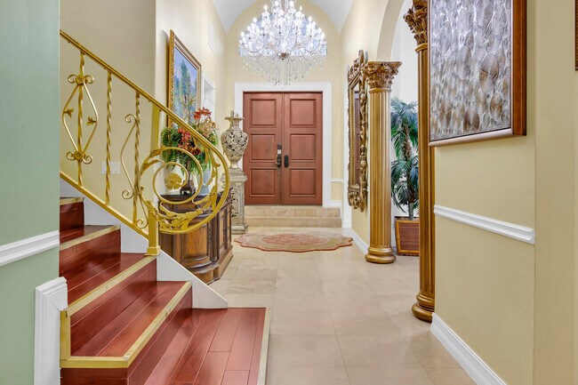 Building Photo - 12121 70th Pl N