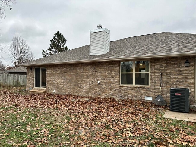 Building Photo - COMING SOON! All Brick Home in Battlefield