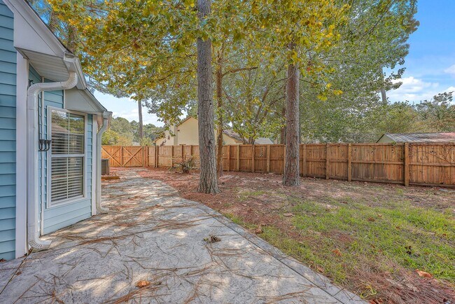 Building Photo - West Point Home - Minutes from IOP!
