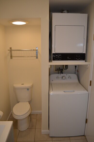 Building Photo - 50 Myano Ln