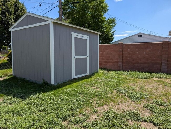 Building Photo - 217 Colorado Pl