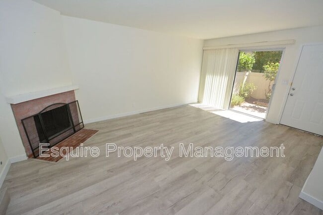 Building Photo - 1189 Ramona Dr