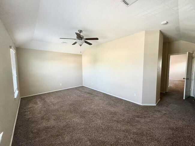 Building Photo - Cozy and well-kept 4 beds rental home in Houston