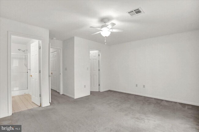 Building Photo - 119 Oriole Ct