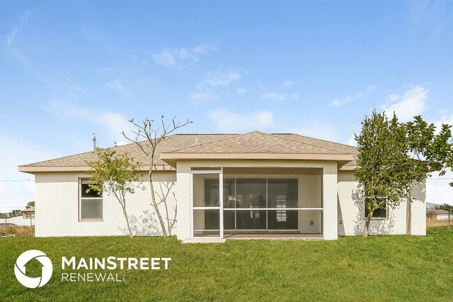 Building Photo - 4029 24th St SW